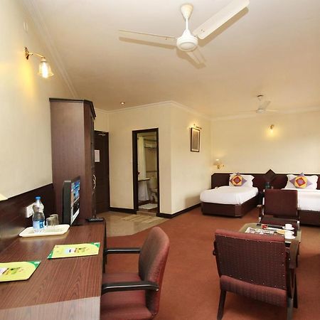 Royal Inn Mysore Exterior photo